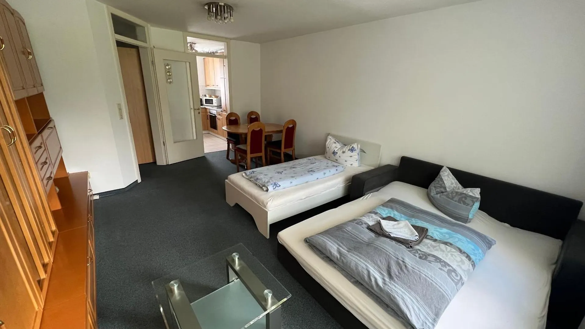 Apartment Komplette Wohnung In Wendelstein Bei Nuernberg - Messenaehe